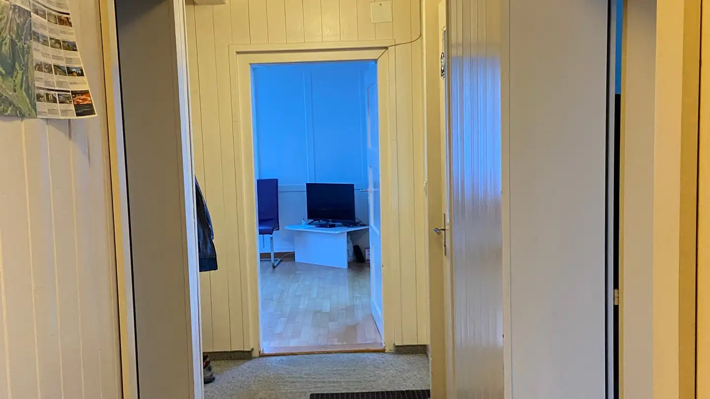 Wohnung mieten - Grundstrasse 19, 8762 Schwanden GL - Foto 2