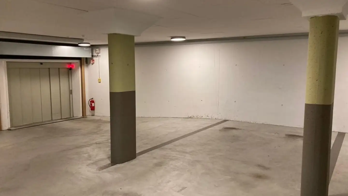 Garage singolo in affitto - Witikonerstrasse 23, 8032 Zürich