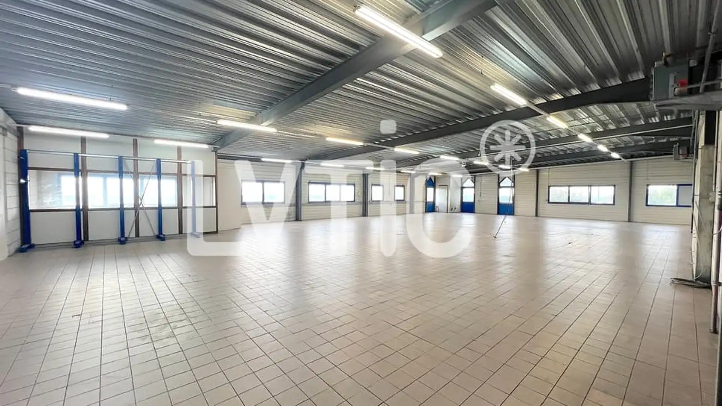 Commercial à louer - Avenue Des Bains, 1400 Yverdon-les-Bains