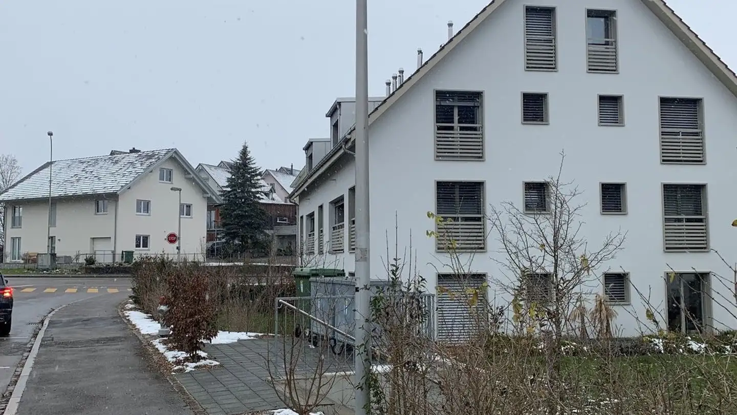 Hobbyraum mieten - Zürichstrasse 32, 8606 Nänikon