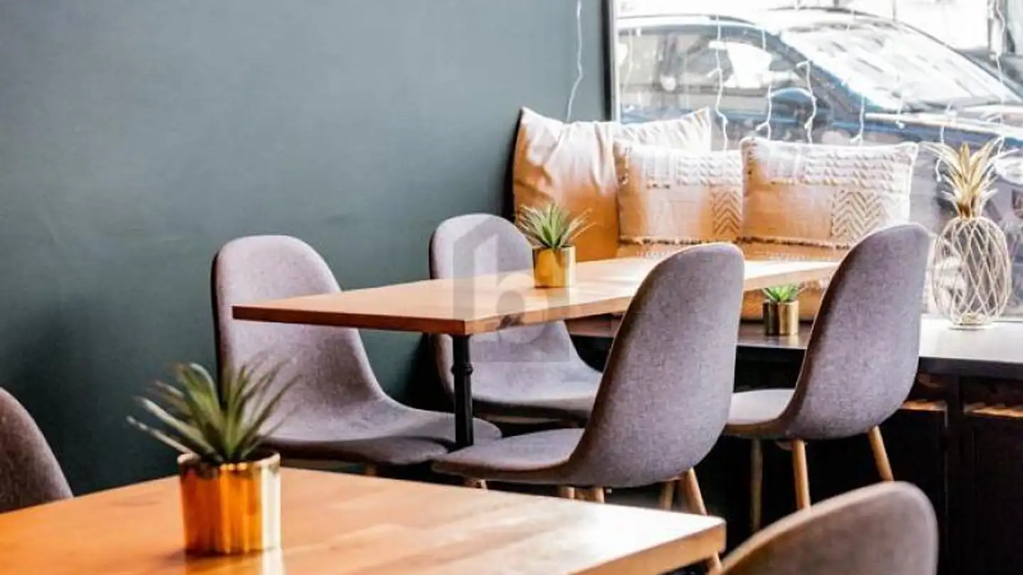 Commercial à louer - 1004 Lausanne