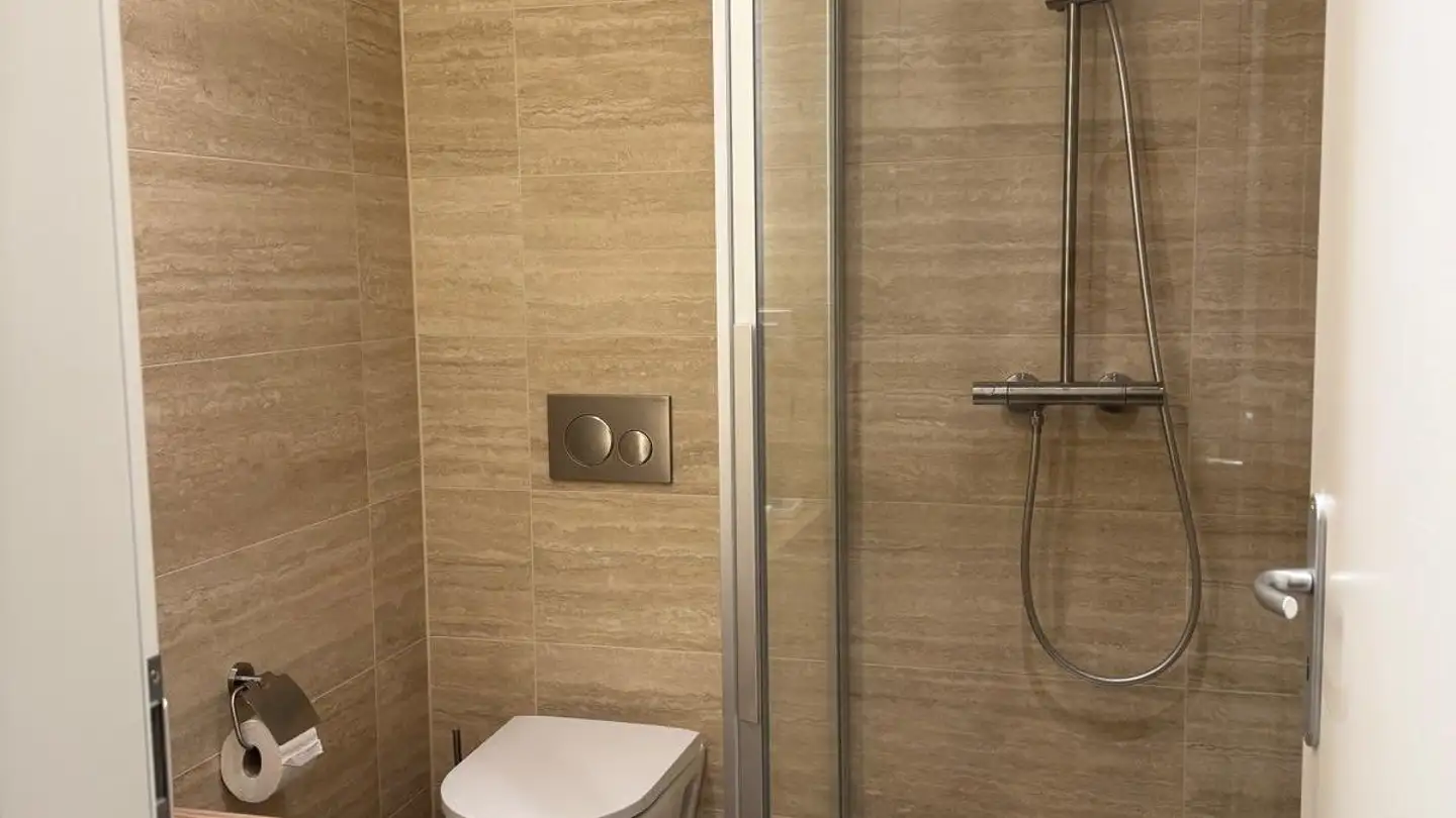 Studio for rent - Chemin Du Coq, 2000 Neuchâtel - Photo 2