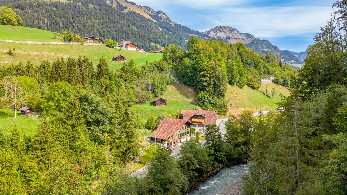 Mehrfamilienhaus kaufen - Steini 324, 3765 Oberwil im Simmental - Foto 2