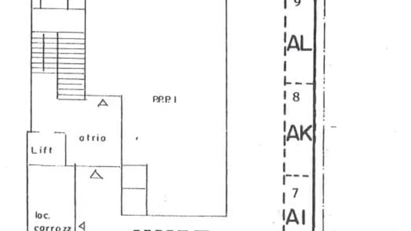 Place de parking extérieure à louer - Viale Carlo Cattaneo 23, 6900 Lugano