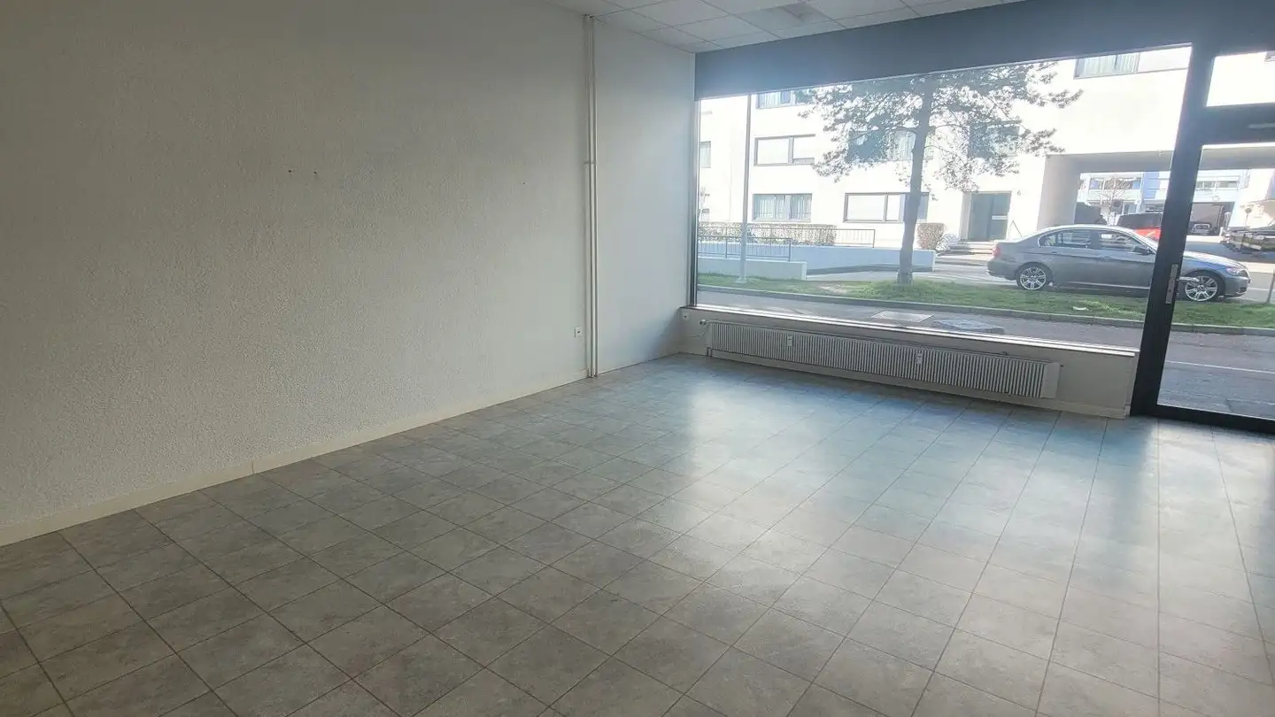 Geschäft mieten - J.J.Balmer-Strasse 3, 4053 Basel - Foto 2