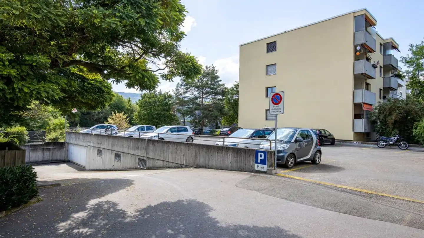 Place de parking extérieure à louer - Dornacherstrasse 89, 4147 Aesch BL