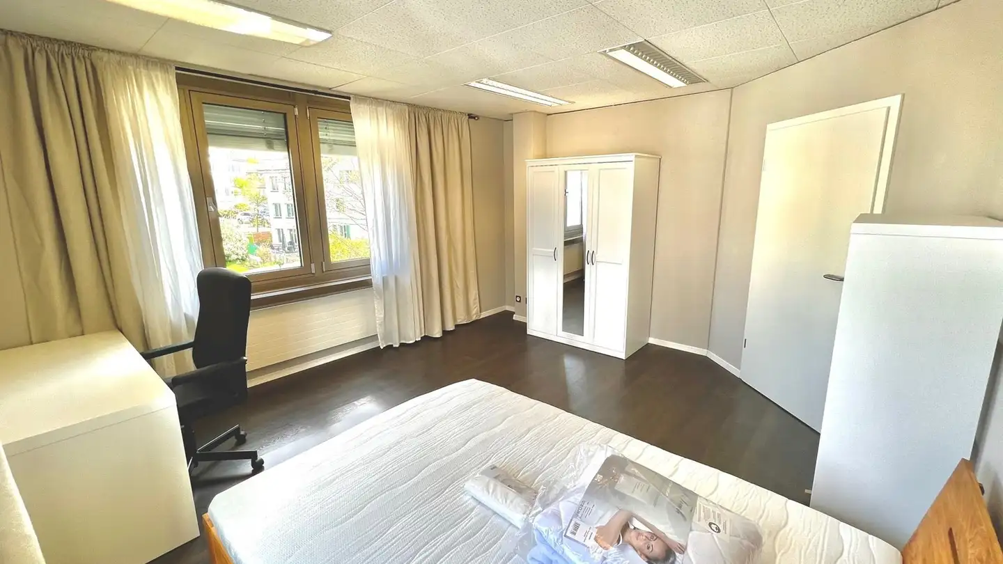 Single room for rent - Esslingerstrasse 5, 8618 Oetwil am See