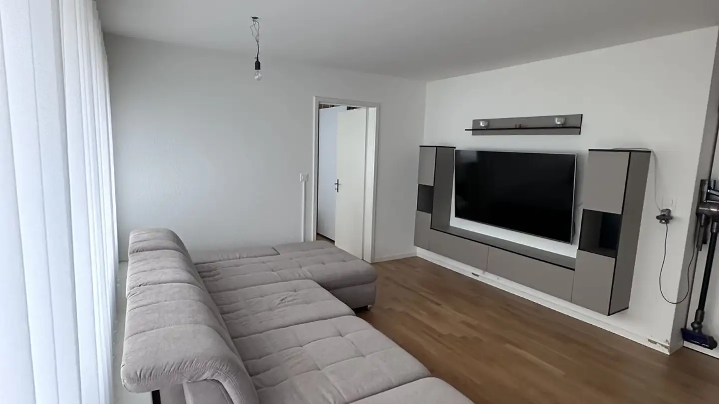 Wohnung mieten - Altmannsteinstrasse 3, 8181 Höri