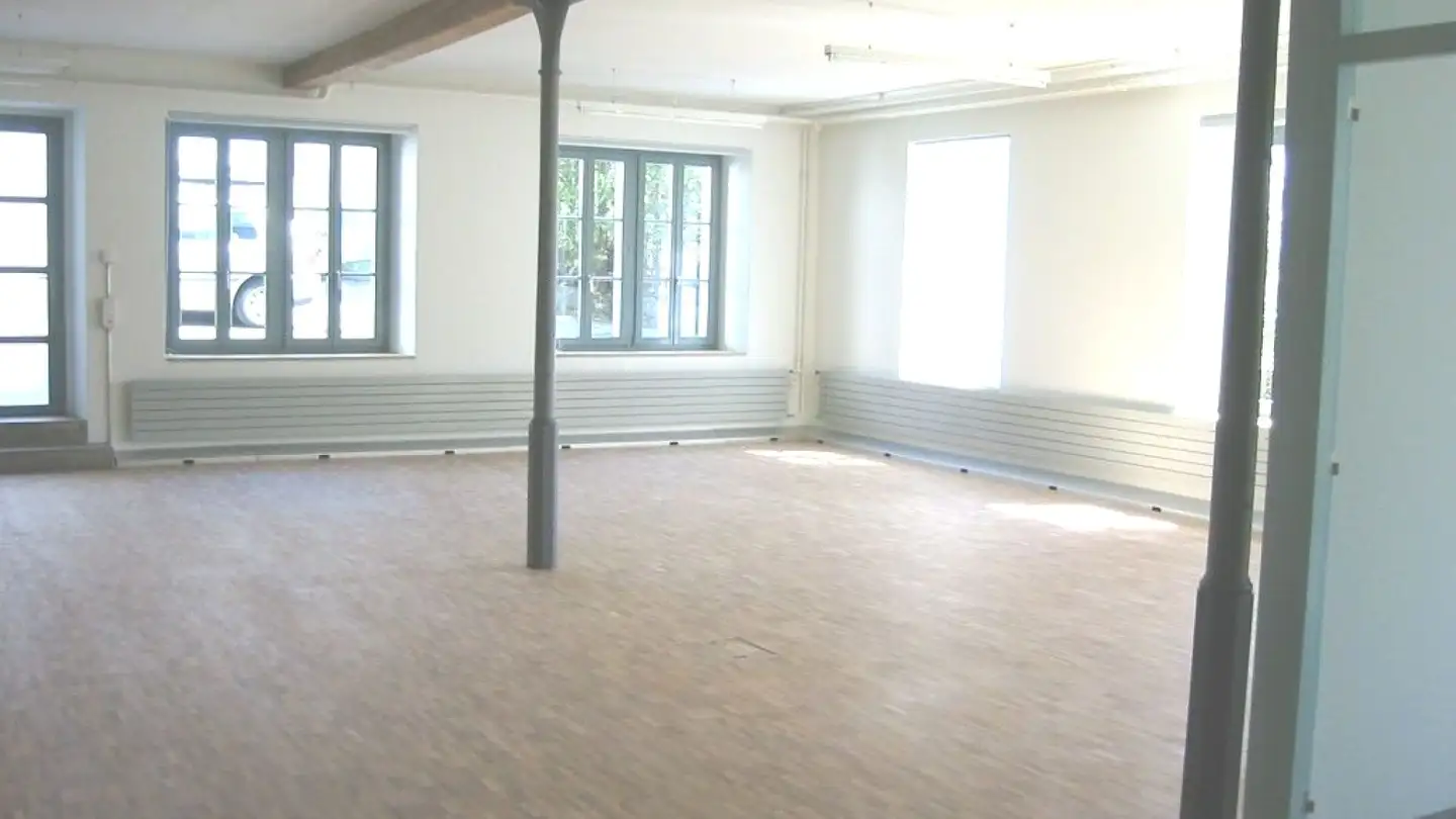 Office space for rent - Sennweidstrasse, 8608 Bubikon - Photo 2