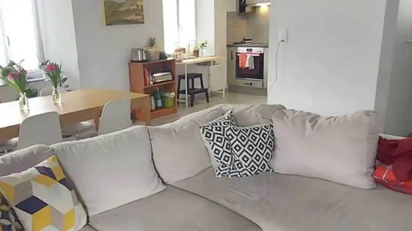 Appartement à louer - 2105 Travers - Photo 2