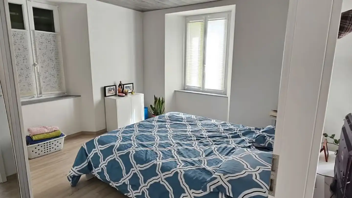 Appartement à louer - 2105 Travers - Photo 3
