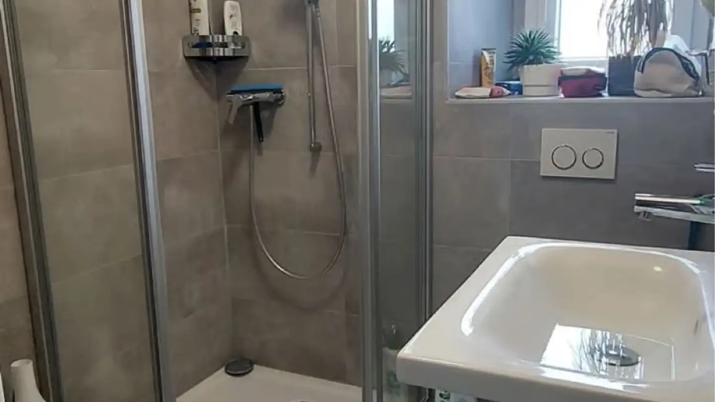 Appartement à louer - 2105 Travers - Photo 4