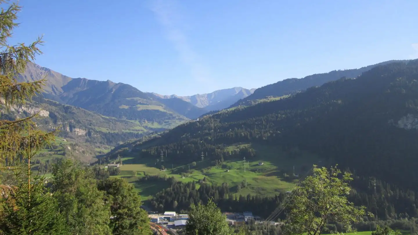 Single house for rent - Via Tischinas 34, 7154 Ruschein - Photo 2