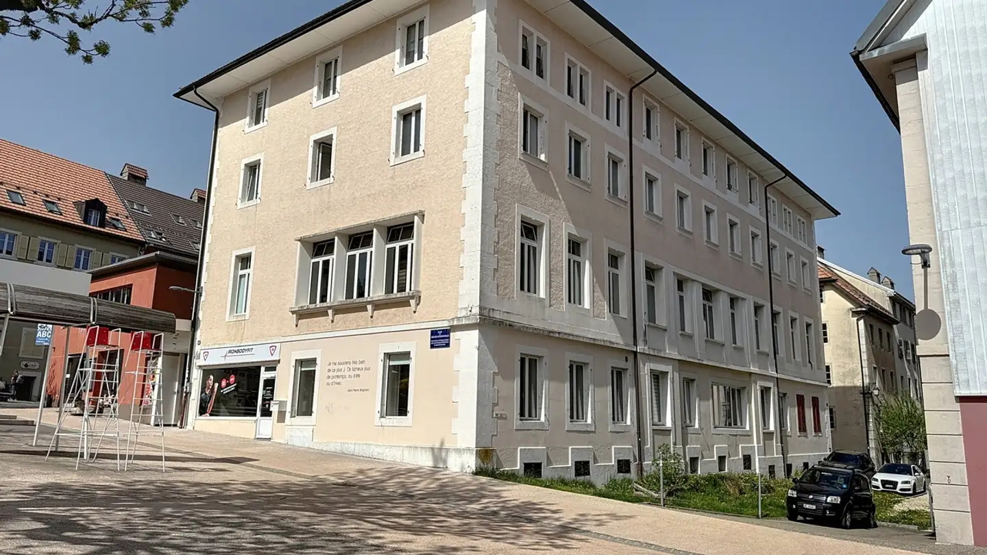 Residential building for sale - Rue Du Stand 16, 2300 La Chaux-de-Fonds