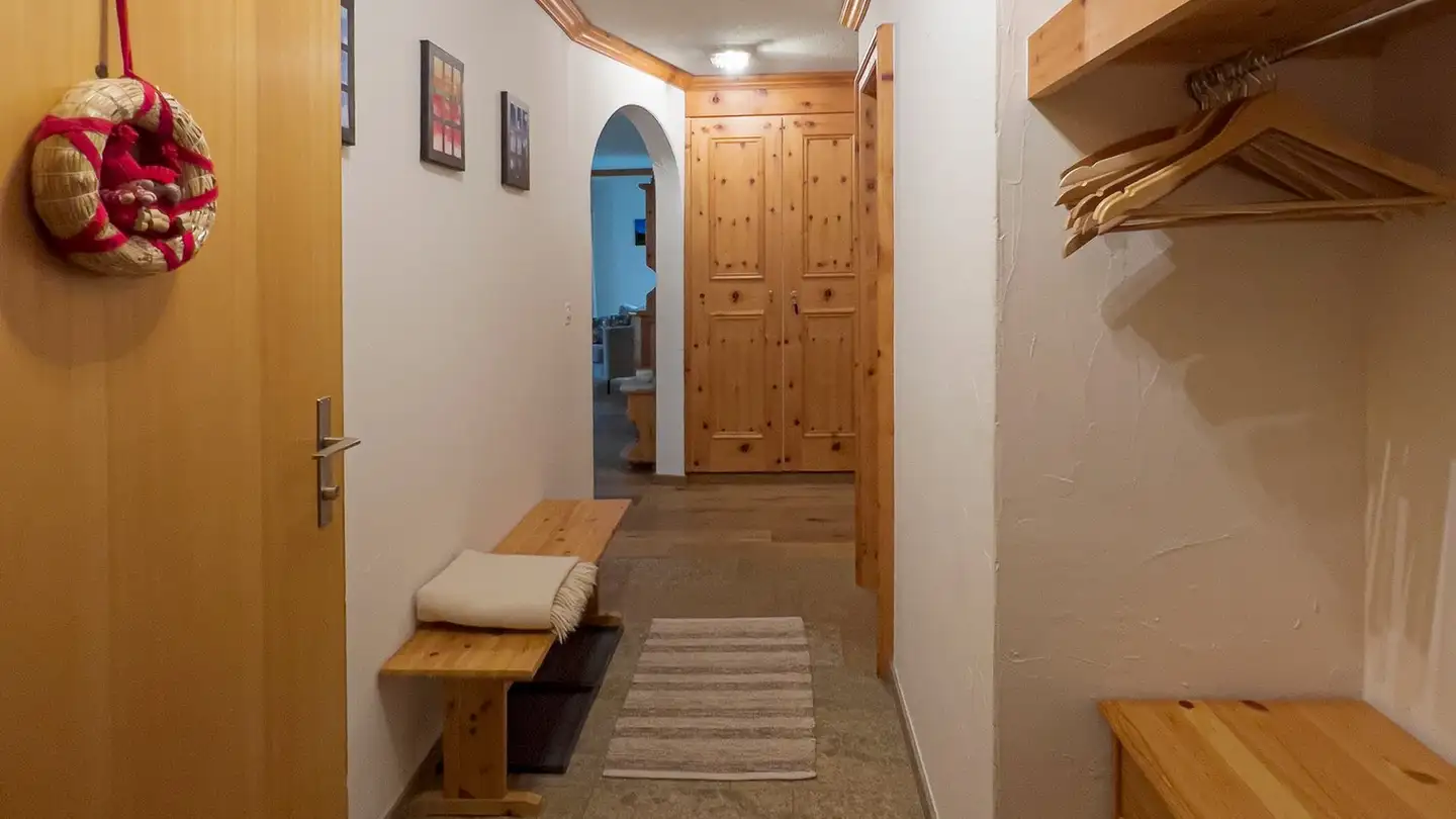 Appartamento ammobiliato in affitto - Via Da Surlej 27, 7513 Silvaplana-Surlej - Photo 2