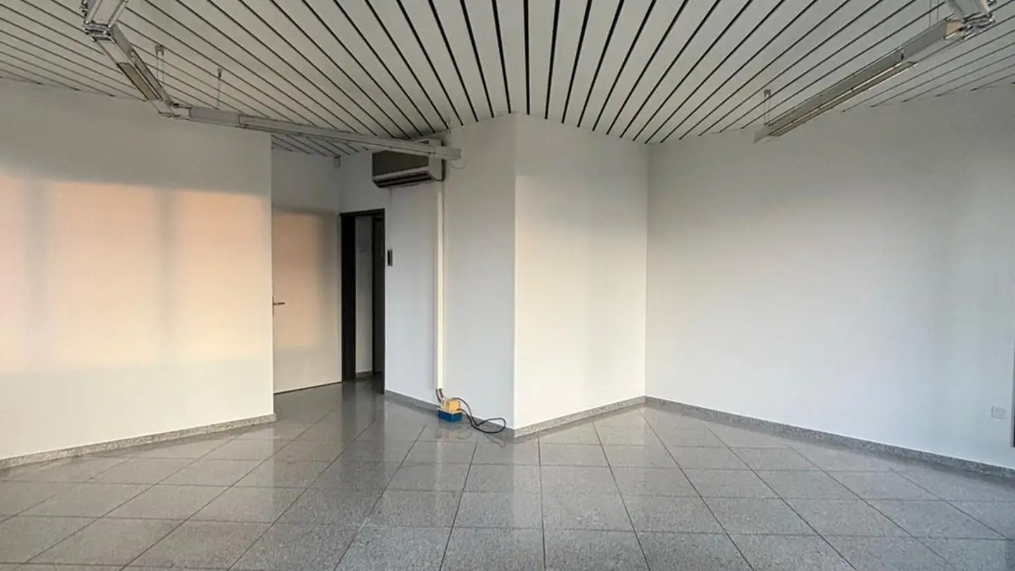 Commerciale in affitto - Zellgut 9, 6214 Schenkon - Foto 3