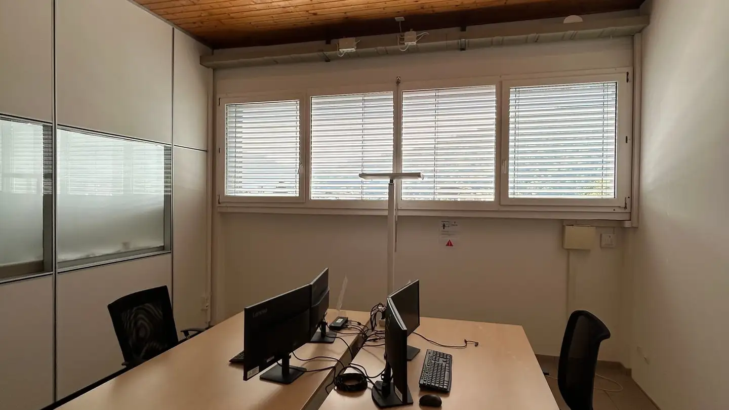 Spazio ufficio in affitto - Via Industria 79, 6987 Caslano