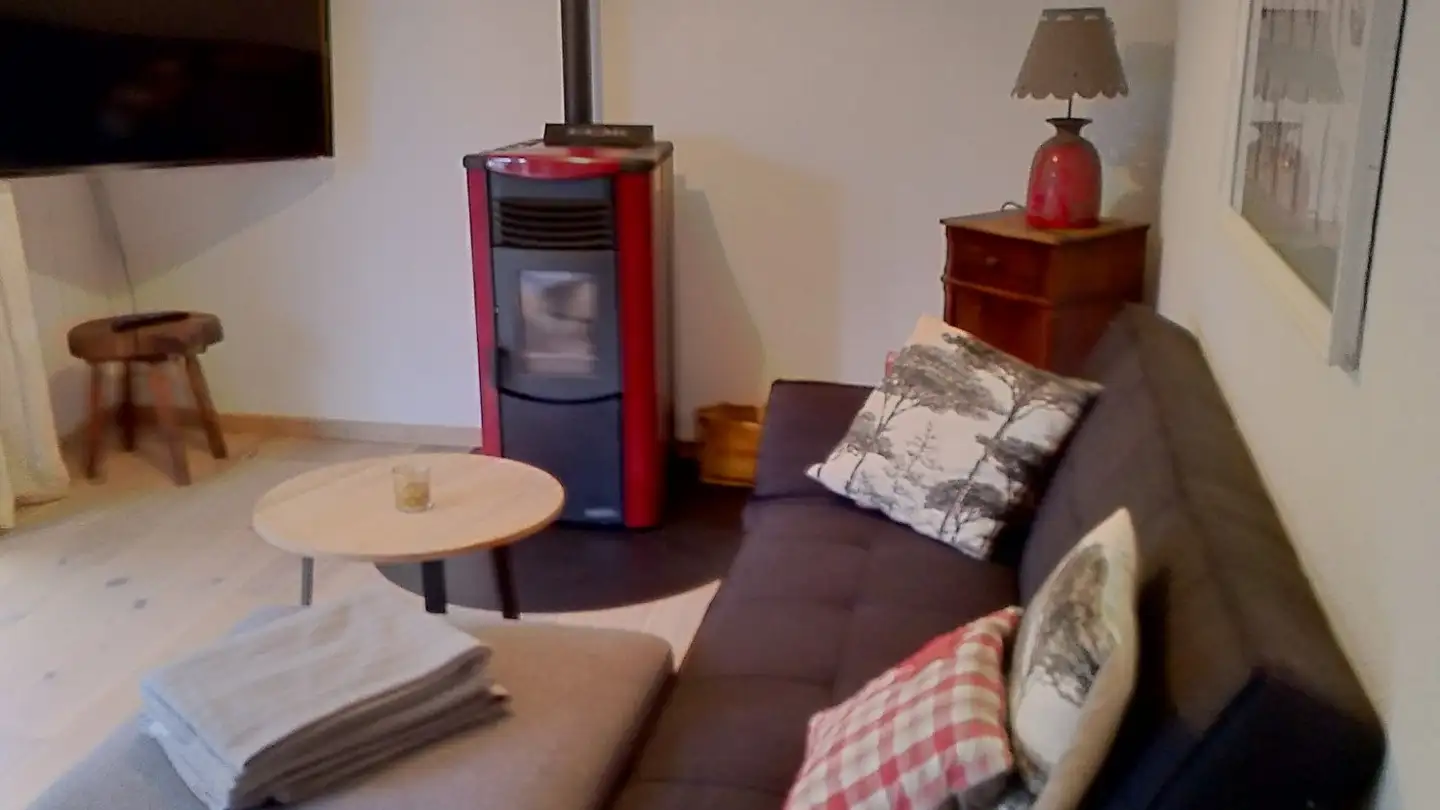 Apartment for rent - Route Du Botza 58, 1911 Ovronnaz - Photo 4