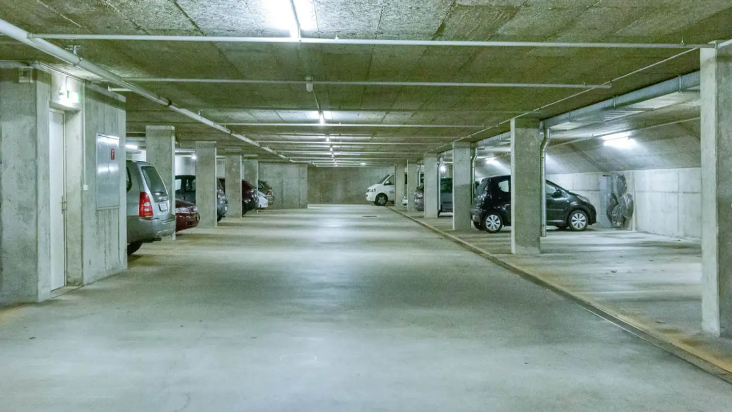 Underground parking space for rent - Husmatt, 5405 Dättwil AG - Photo 2