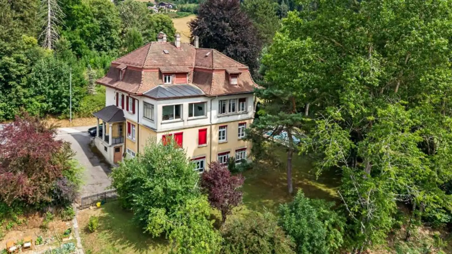 Mehrfamilienhaus kaufen - Rue Pierre-Seitz 10, 2416 Les Brenets - Foto 2