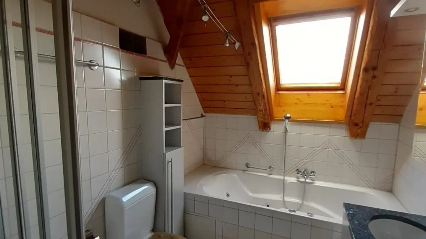 Attico in affitto - Chemin Du Village 8, 3280 Meyriez - Photo 3