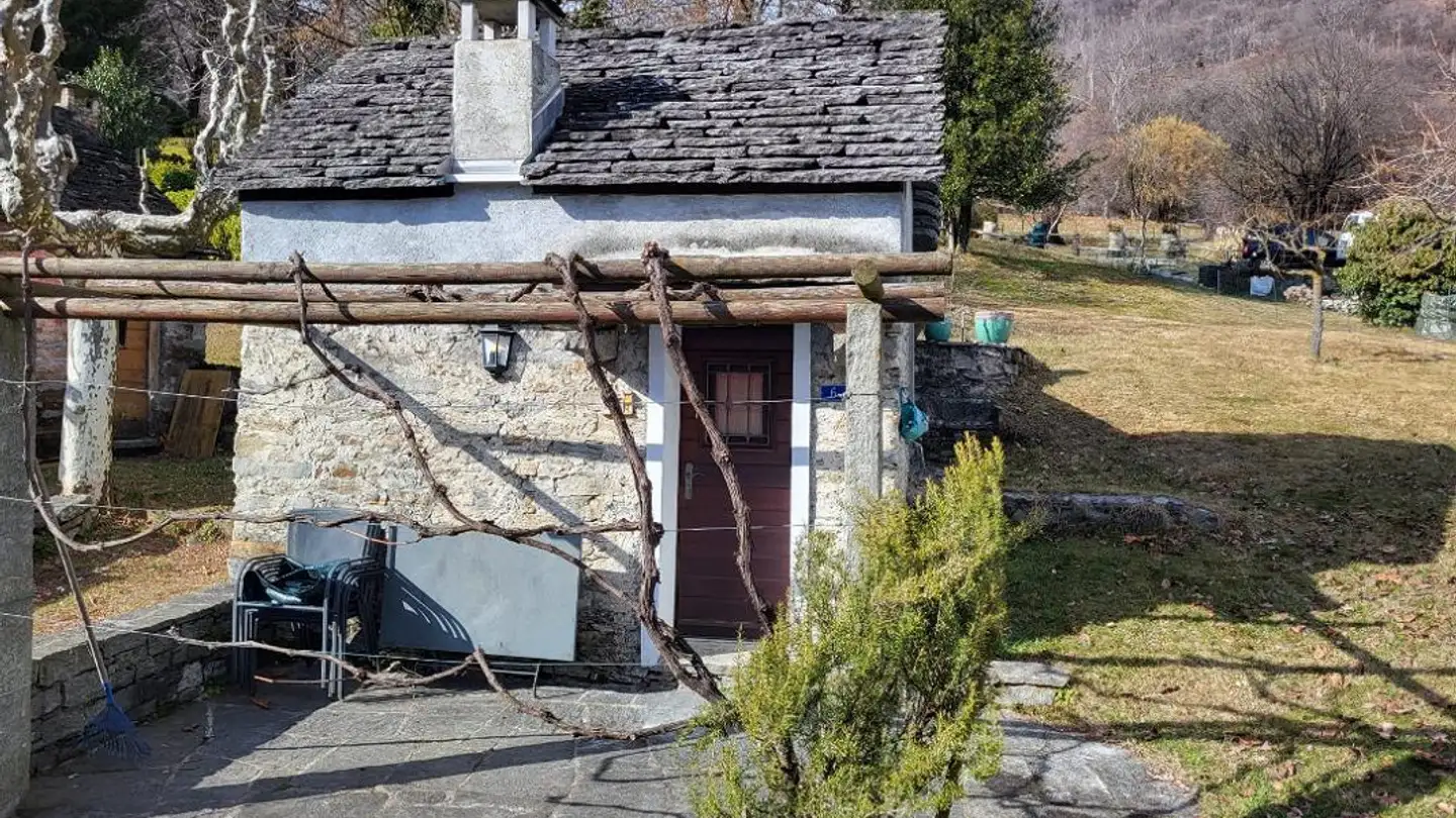 House for sale - Via Val Resa, 6645 Brione sopra Minusio