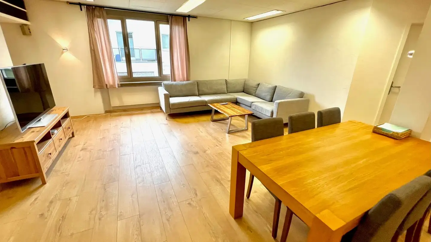 Single room for rent - Esslingerstrasse 5, 8618 Oetwil am See - Photo 2