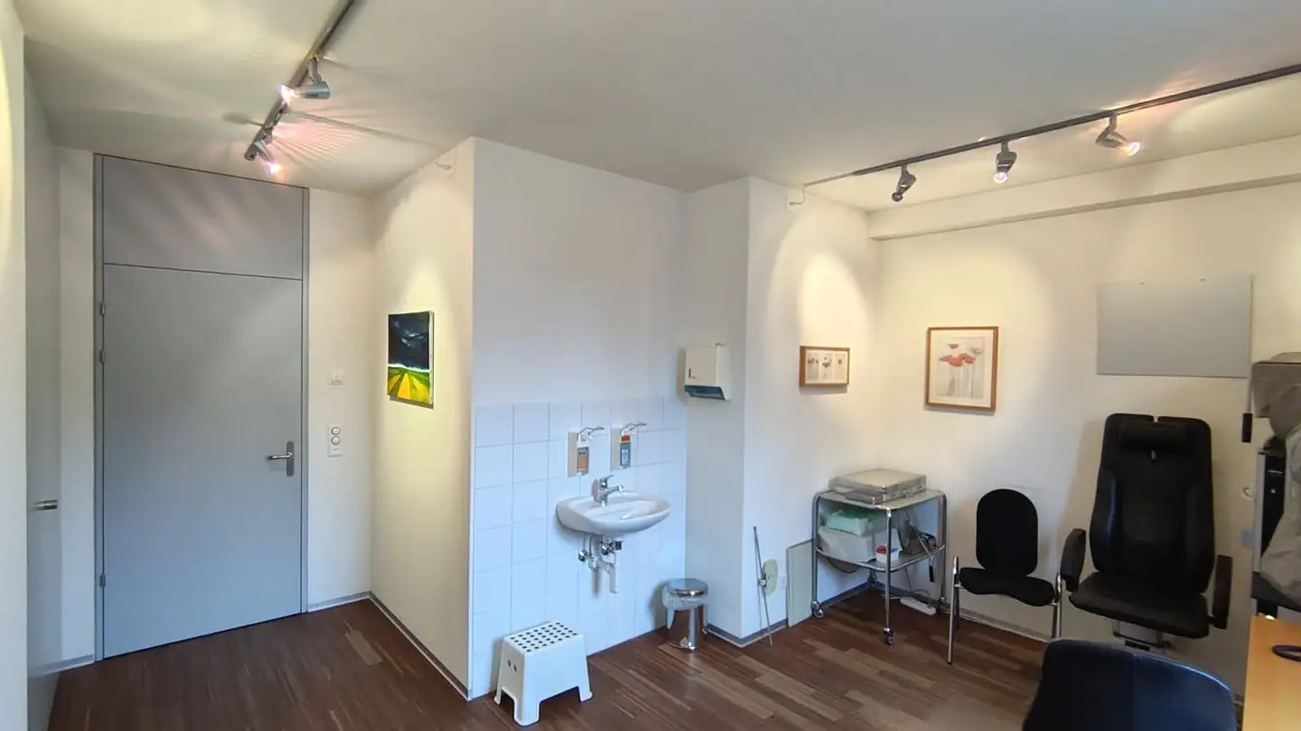 Arztpraxis mieten - Bodenmattstrasse 1, 3185 Schmitten FR - Foto 3