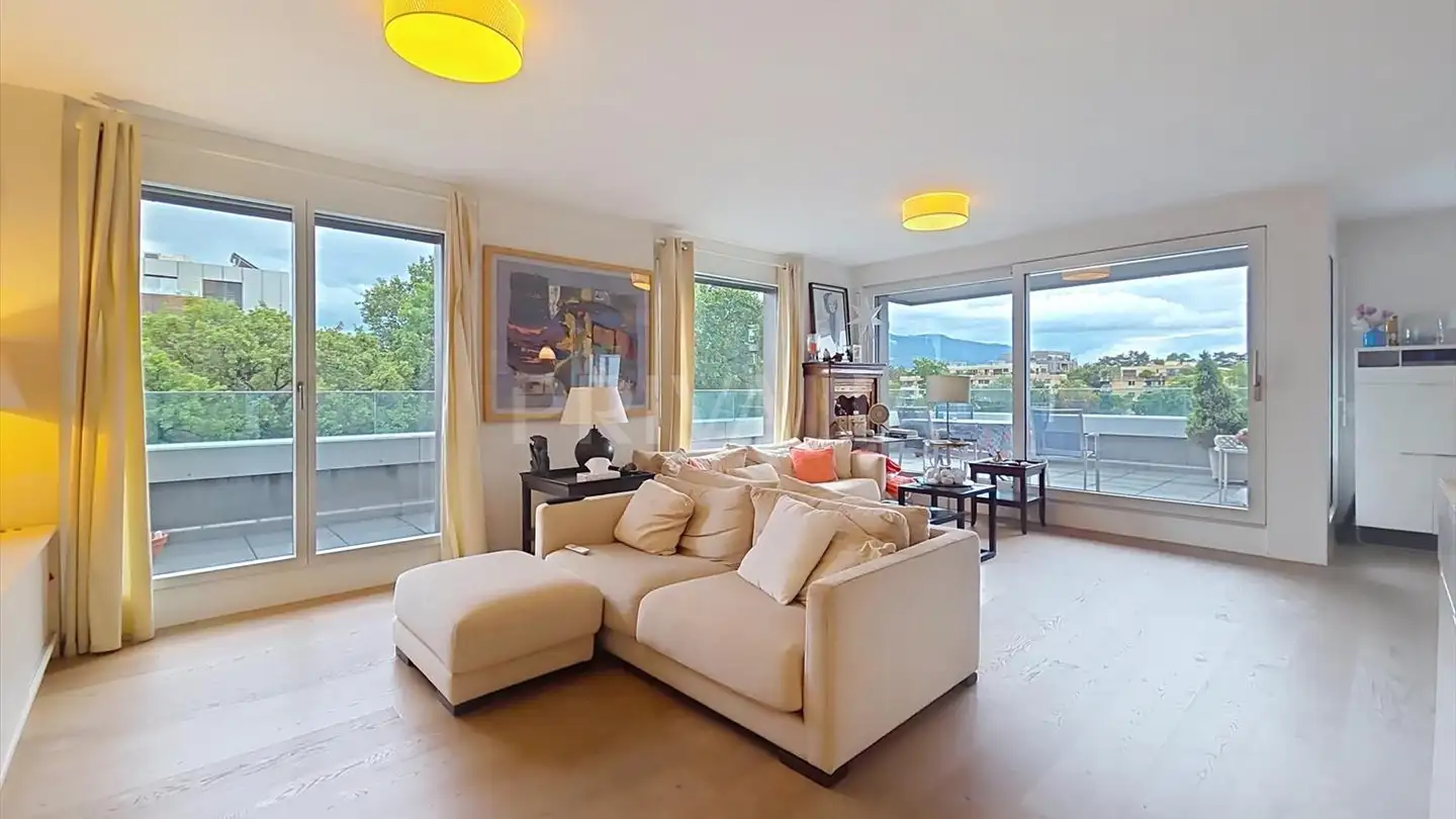 Apartment for rent - 1231 Conches