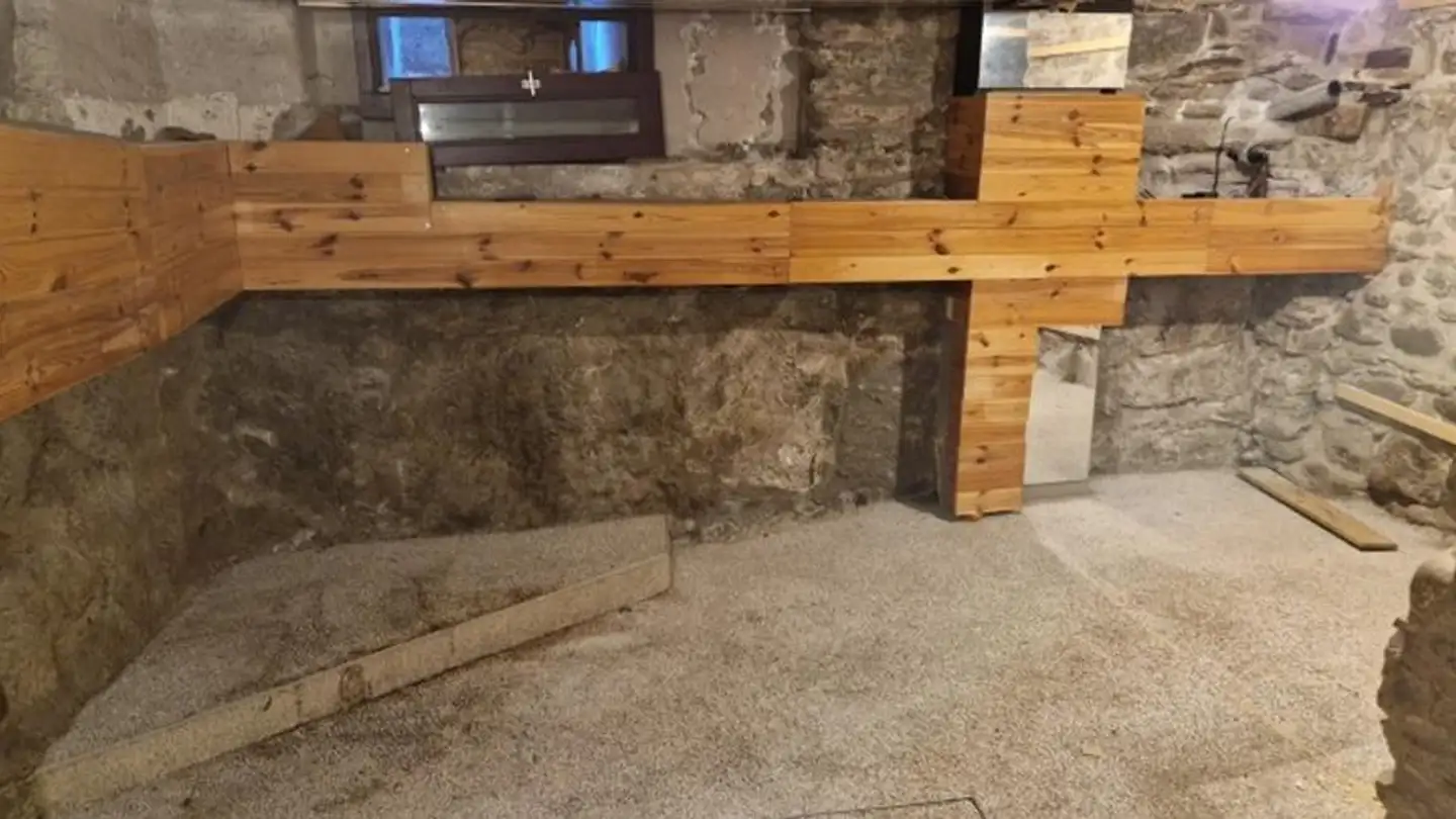 Mixed-use building for rent - 1870 Monthey