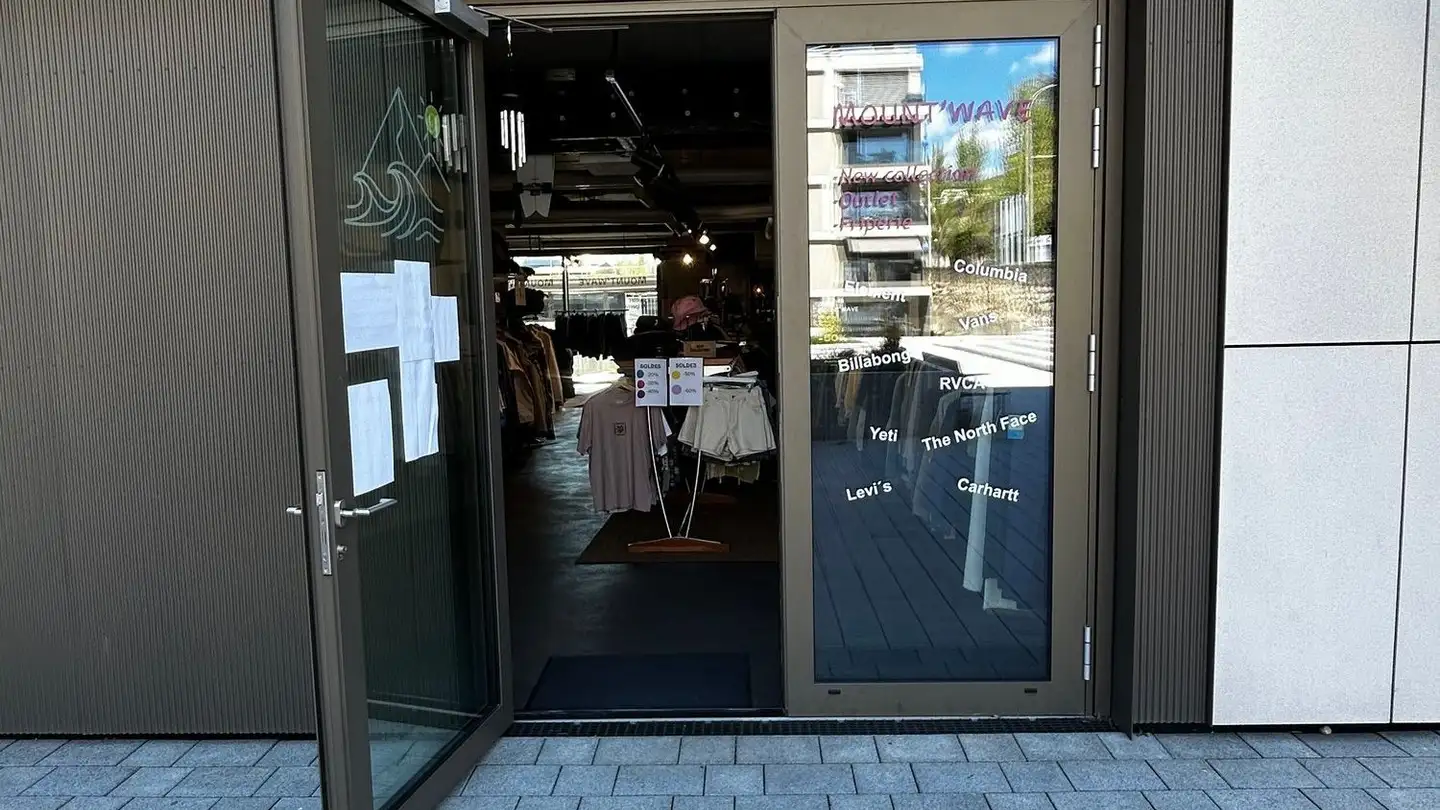 Geschäft mieten - Avenue Du Vignoble 2a, 2000 Neuchâtel