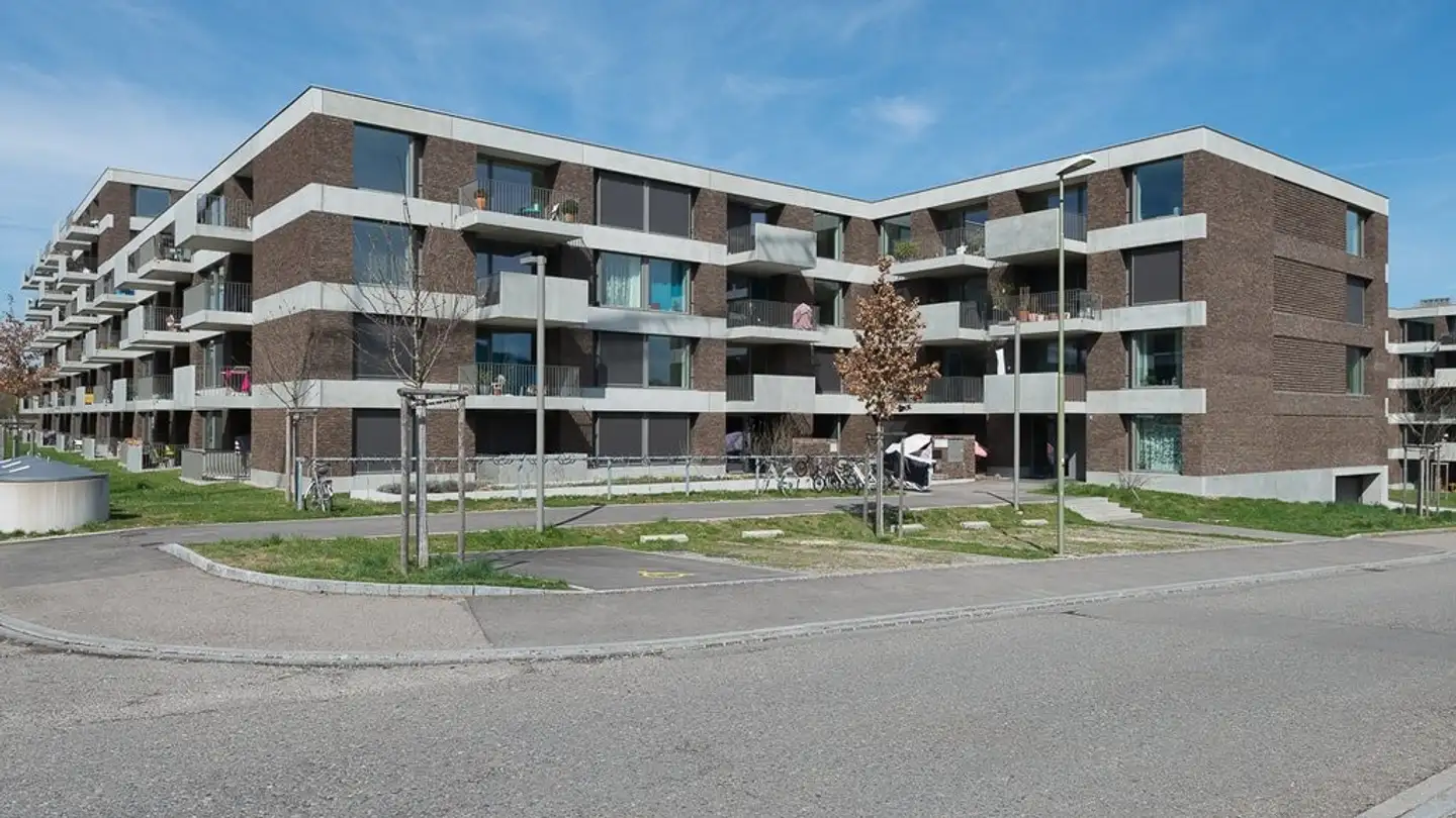 Parcheggio interno per moto in affitto - Espenstrasse 70, 8408 Winterthur