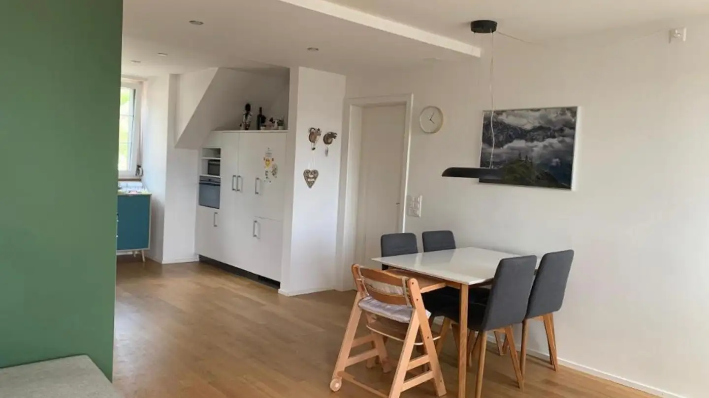 Dachgeschosswohnung mieten - Dorfstrasse 26, 3073 Gümligen