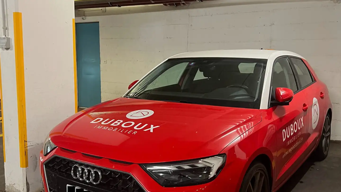 Place de parking extérieure à louer - Avenue De Tivoli 2, 1007 Lausanne