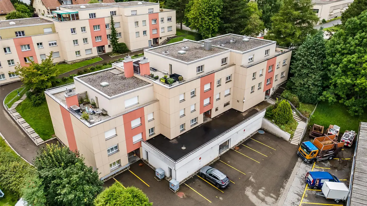 Place de parking extérieure à louer - Am Rosenberg 4, 9410 Heiden