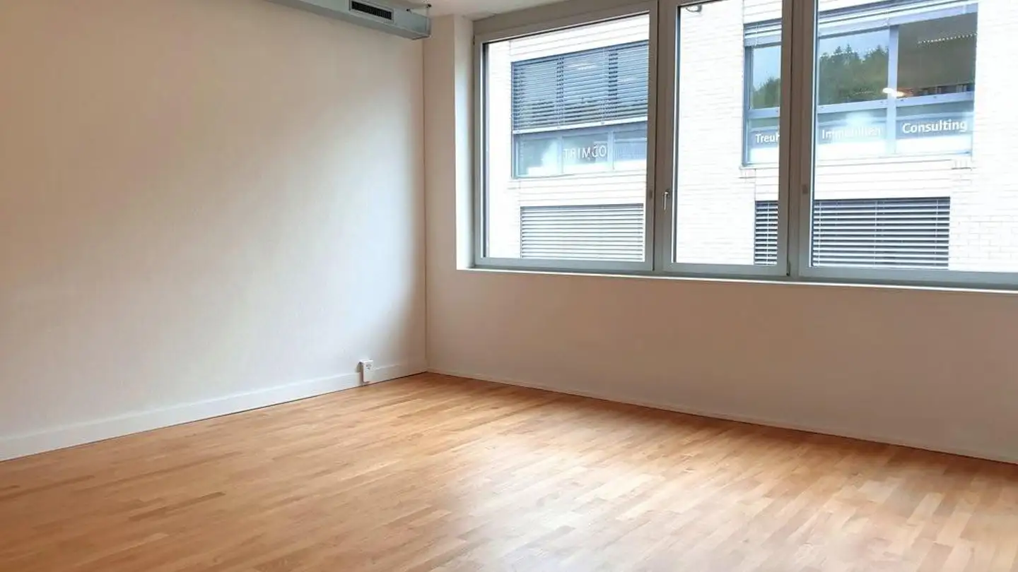 Spazio ufficio in affitto - Zürcherstrasse 4a, 8142 Uitikon Waldegg - Foto 2