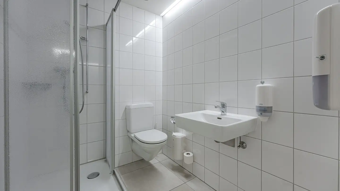 Spazio ufficio in affitto - Via Stefano Franscini 16, 6850 Mendrisio - Photo 3