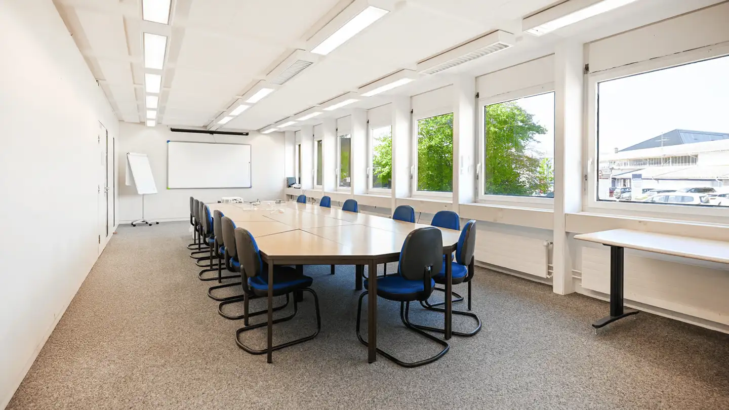Bürofläche mieten - Bahnhofstrasse 3, 8305 Dietlikon - Foto 3