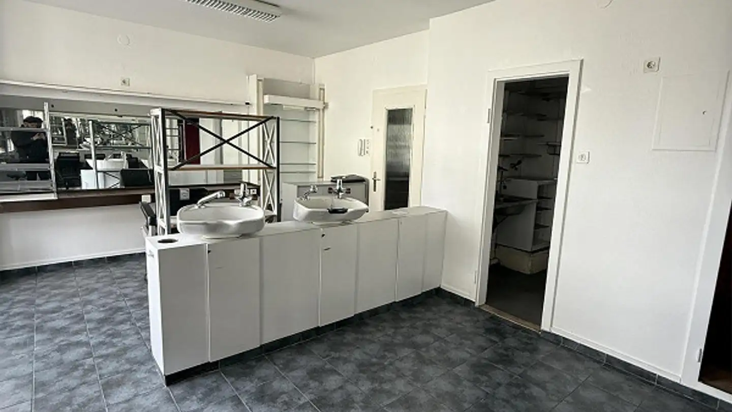 Commercial à louer - Kohlenberg 5, 4051 Basel - Photo 4