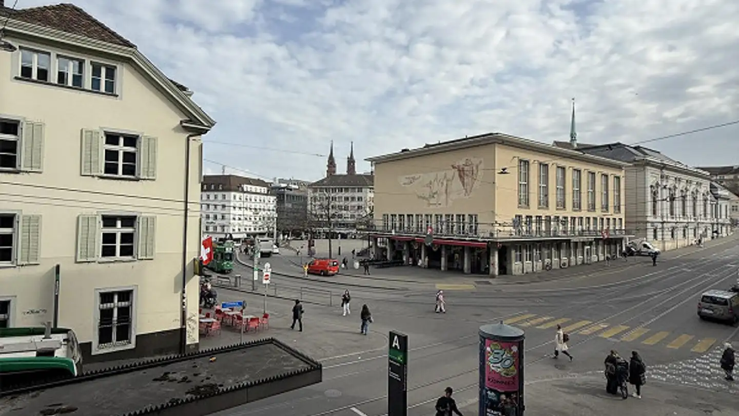 Commercial à louer - Kohlenberg 5, 4051 Basel