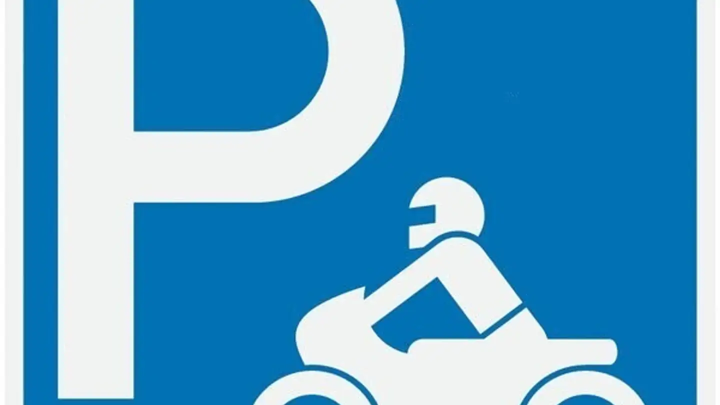 Place de parking intérieure pour moto à louer - Hörnlistrasse, 8400 Winterthur