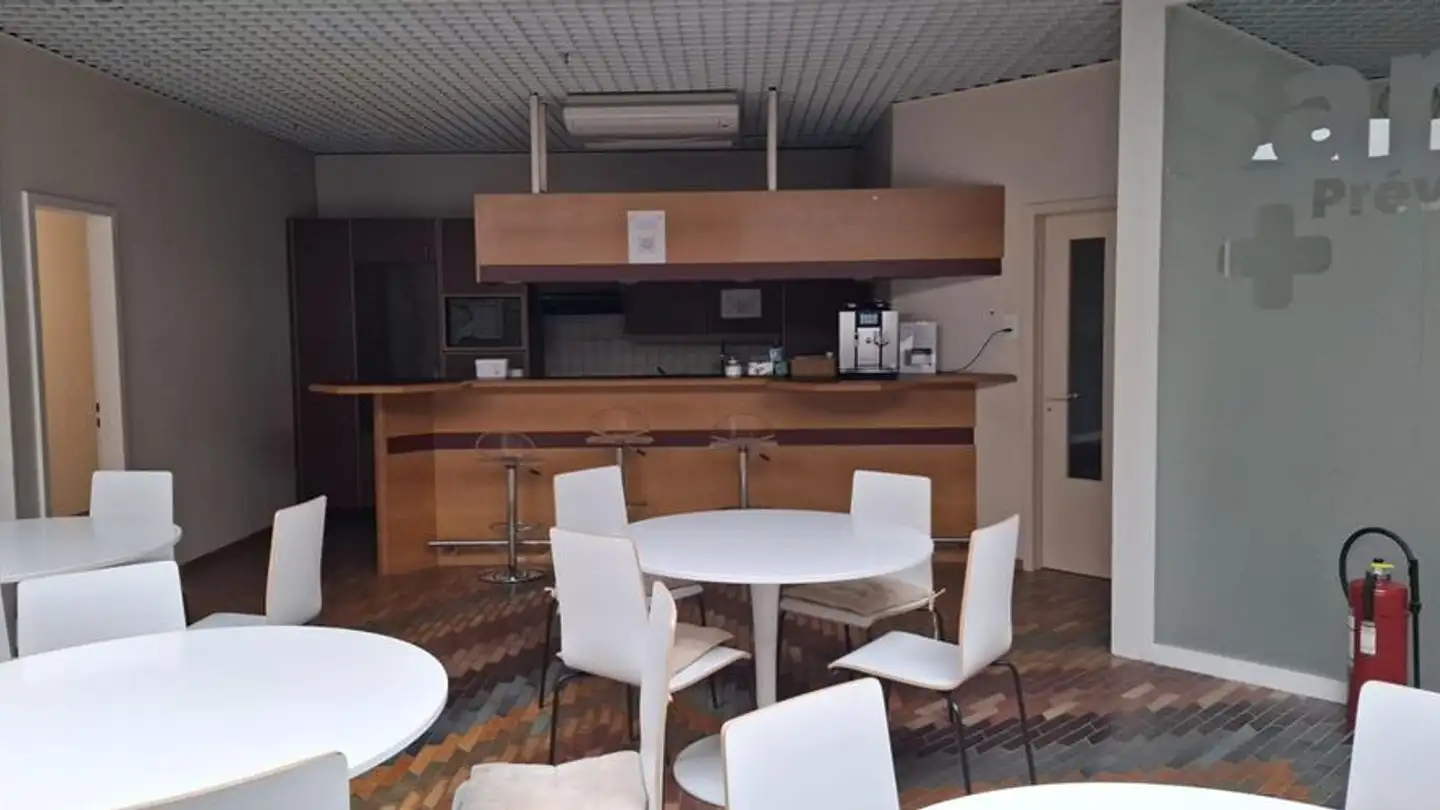 Office space for rent - 1442 Montagny-près-Yverdon - Photo 2