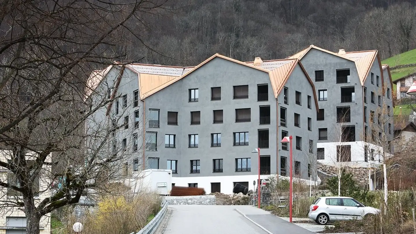 Einzelgarage mieten - Höfenstrasse 14, 8872 Weesen