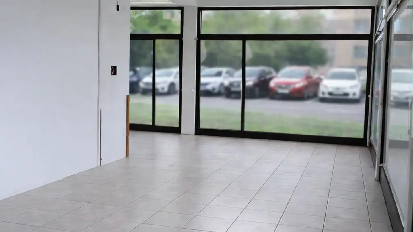 Immeuble mixte à louer - 6987 Caslano