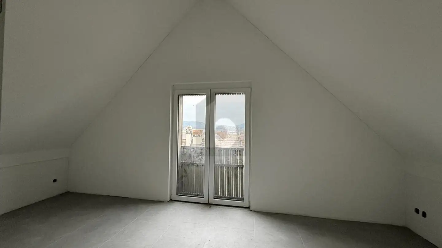 Dachgeschosswohnung mieten - 8196 Wil ZH - Foto 4