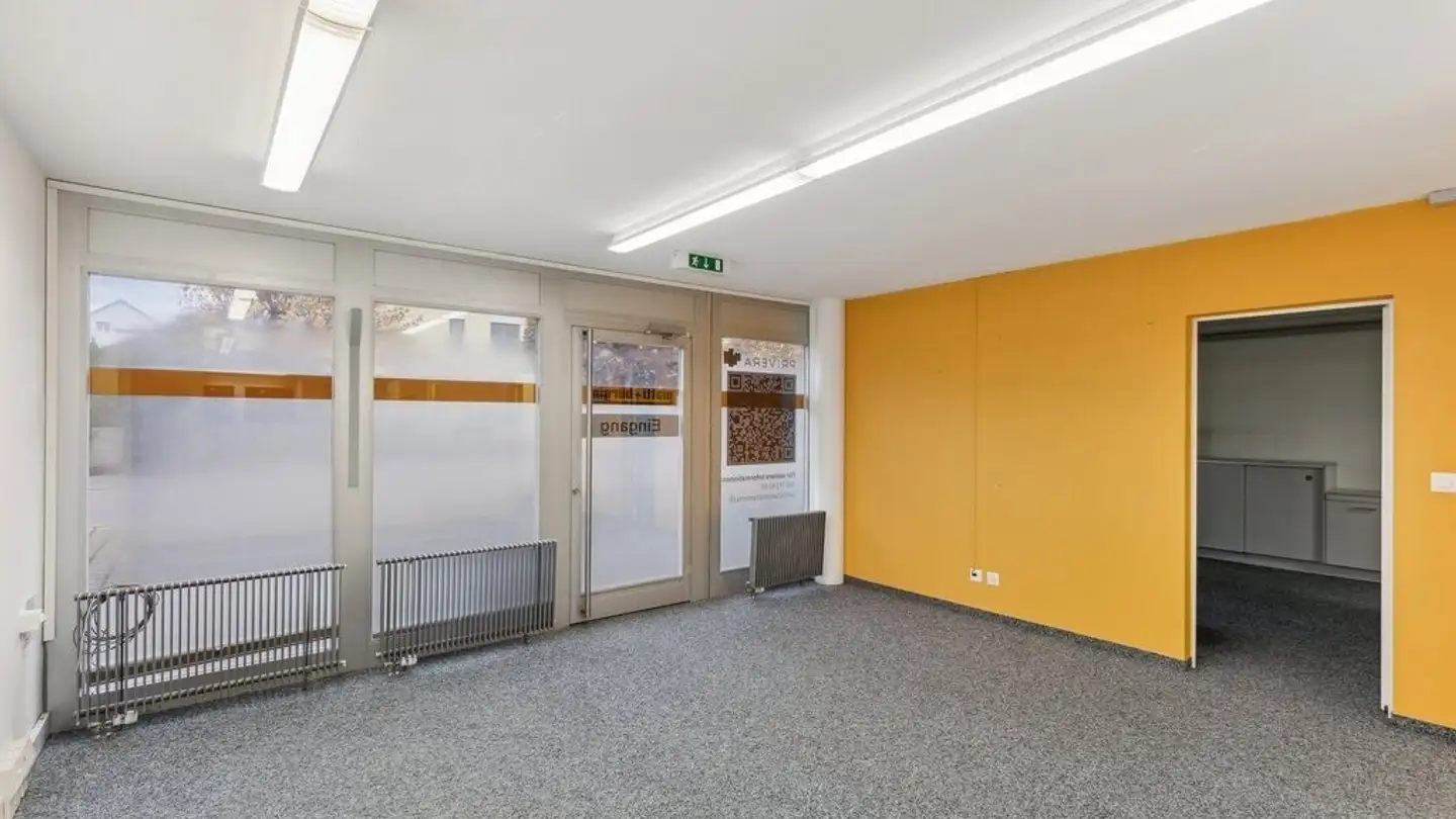 Spazio ufficio in affitto - Aufwiesenstrasse 4, 8305 Dietlikon - Photo 2