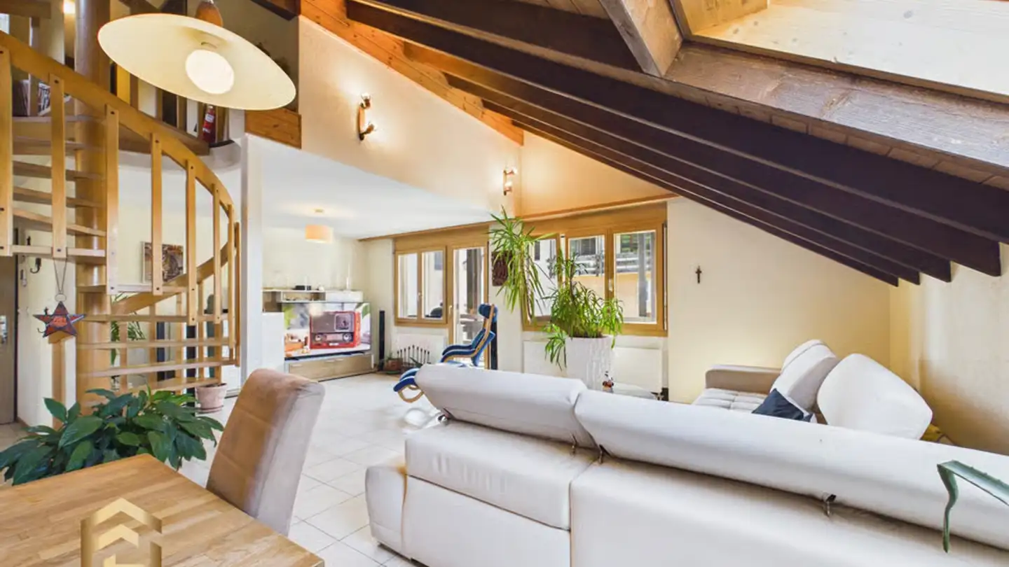 Apartment for sale - 3952 Susten