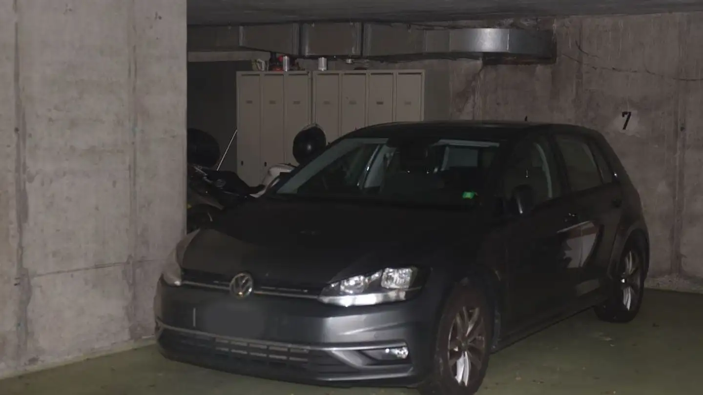 Parcheggio sotterraneo in affitto - Chemin Montrevers 9, 1700 Fribourg