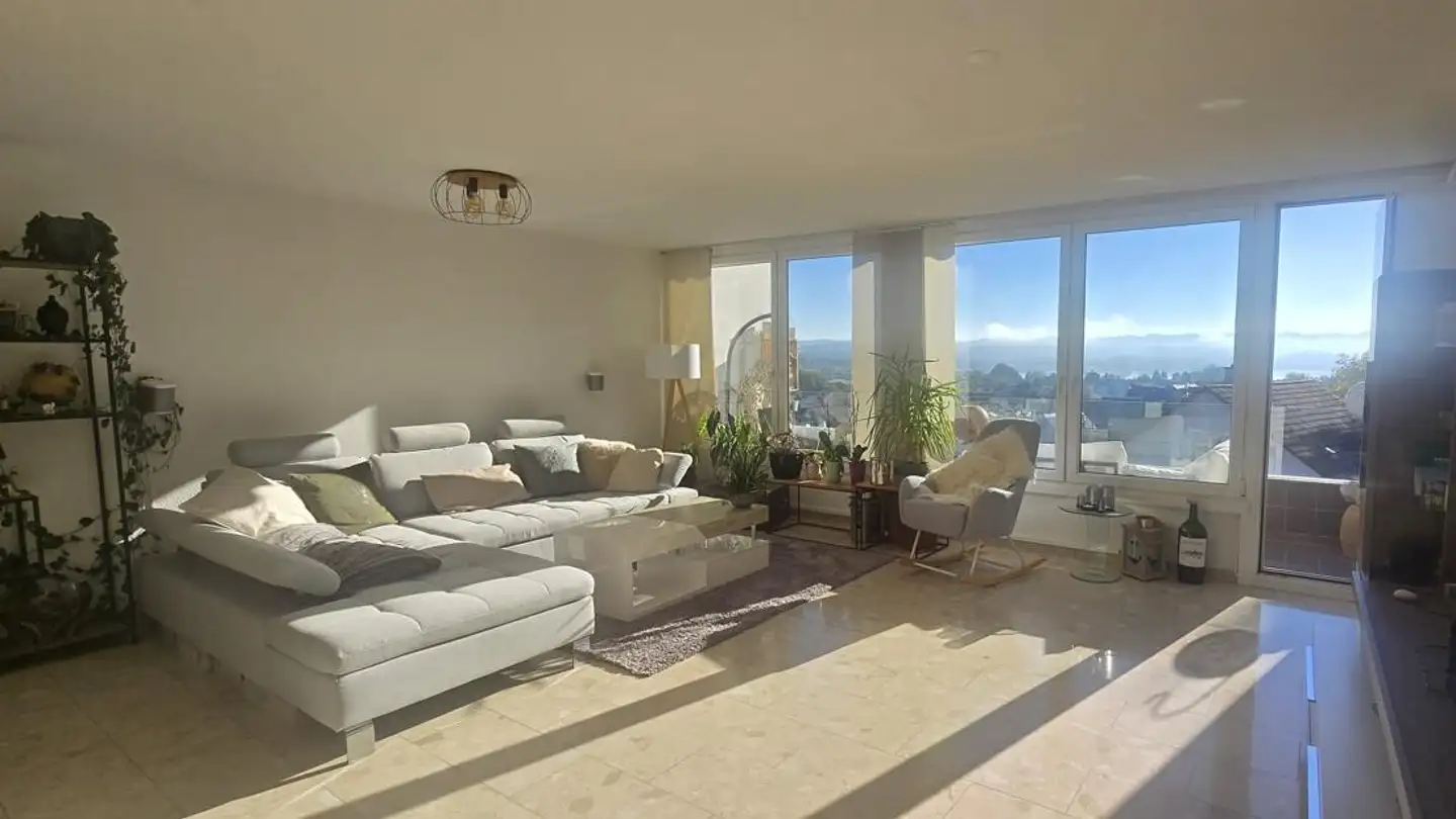 Appartement à vendre - Brandholzstrasse 2, 8117 Fällanden