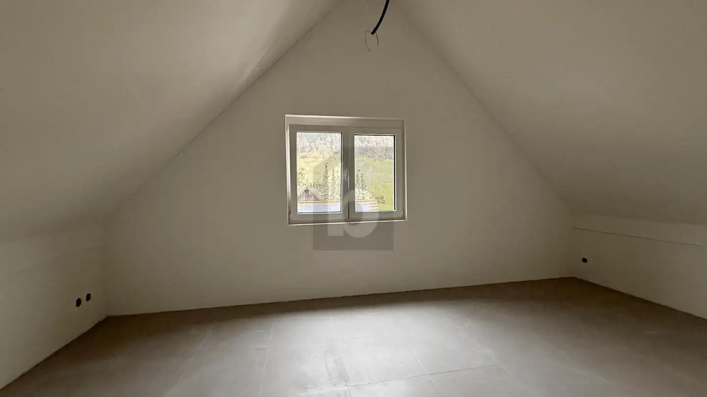 Dachgeschosswohnung mieten - 8196 Wil ZH - Foto 3